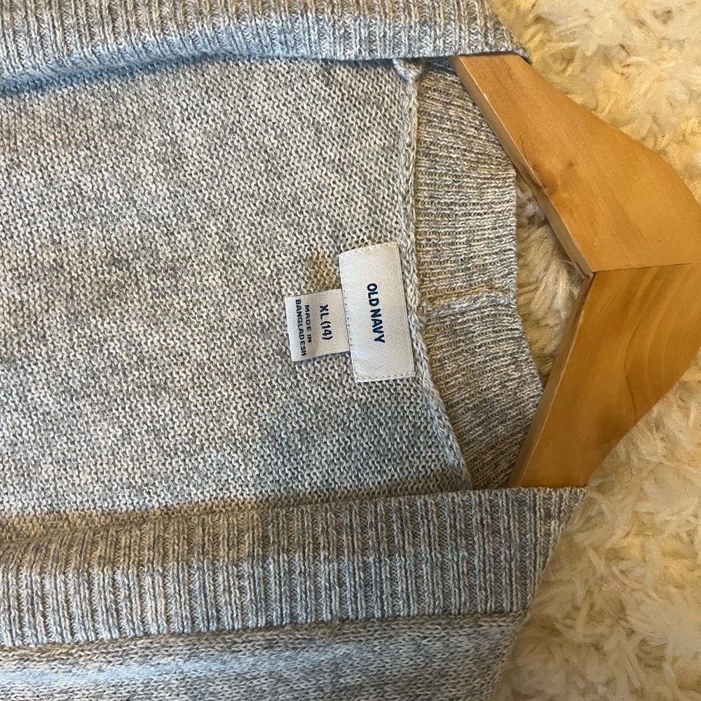Old Navy Grey Sweater
